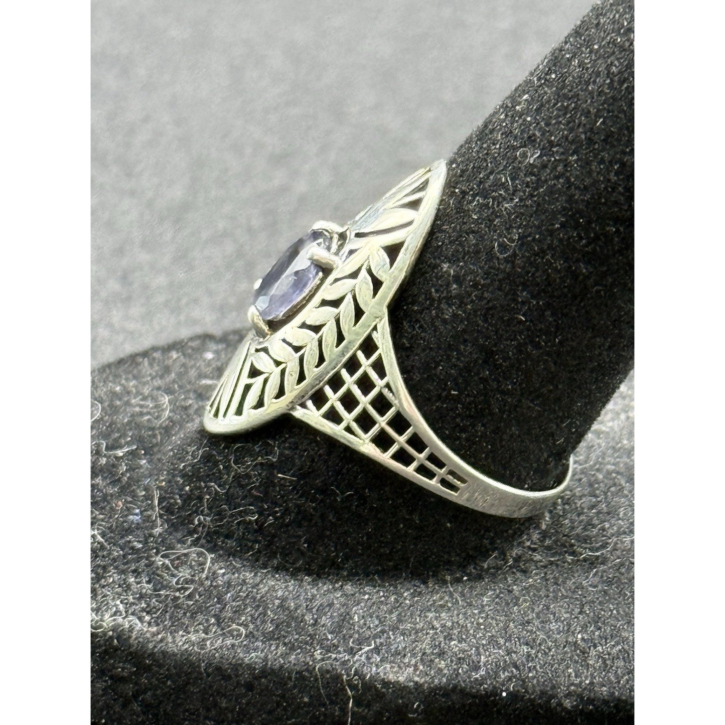 New Condition Sterling Silver Genuine Iolite Ring Size 7.50 925 P20