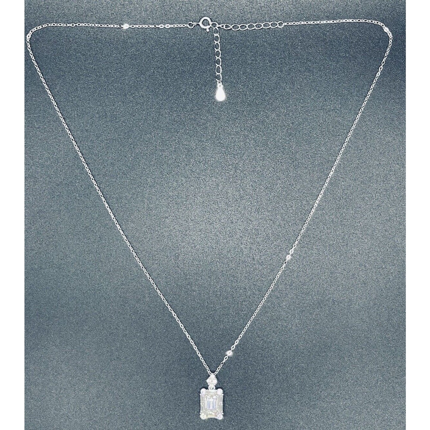 18” New Condition Moissanite Pendant Necklace GRA