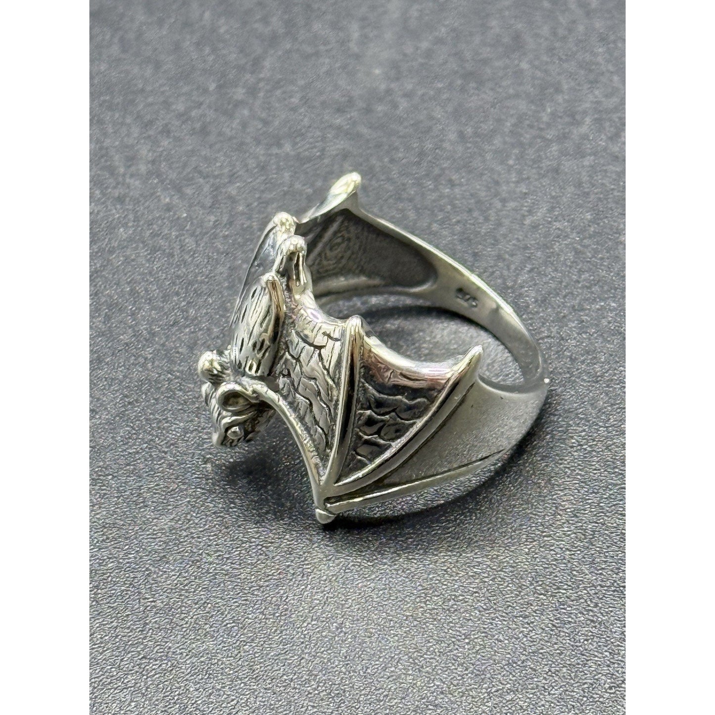 New Condition Sterling Silver Bat Ring Size 7.00