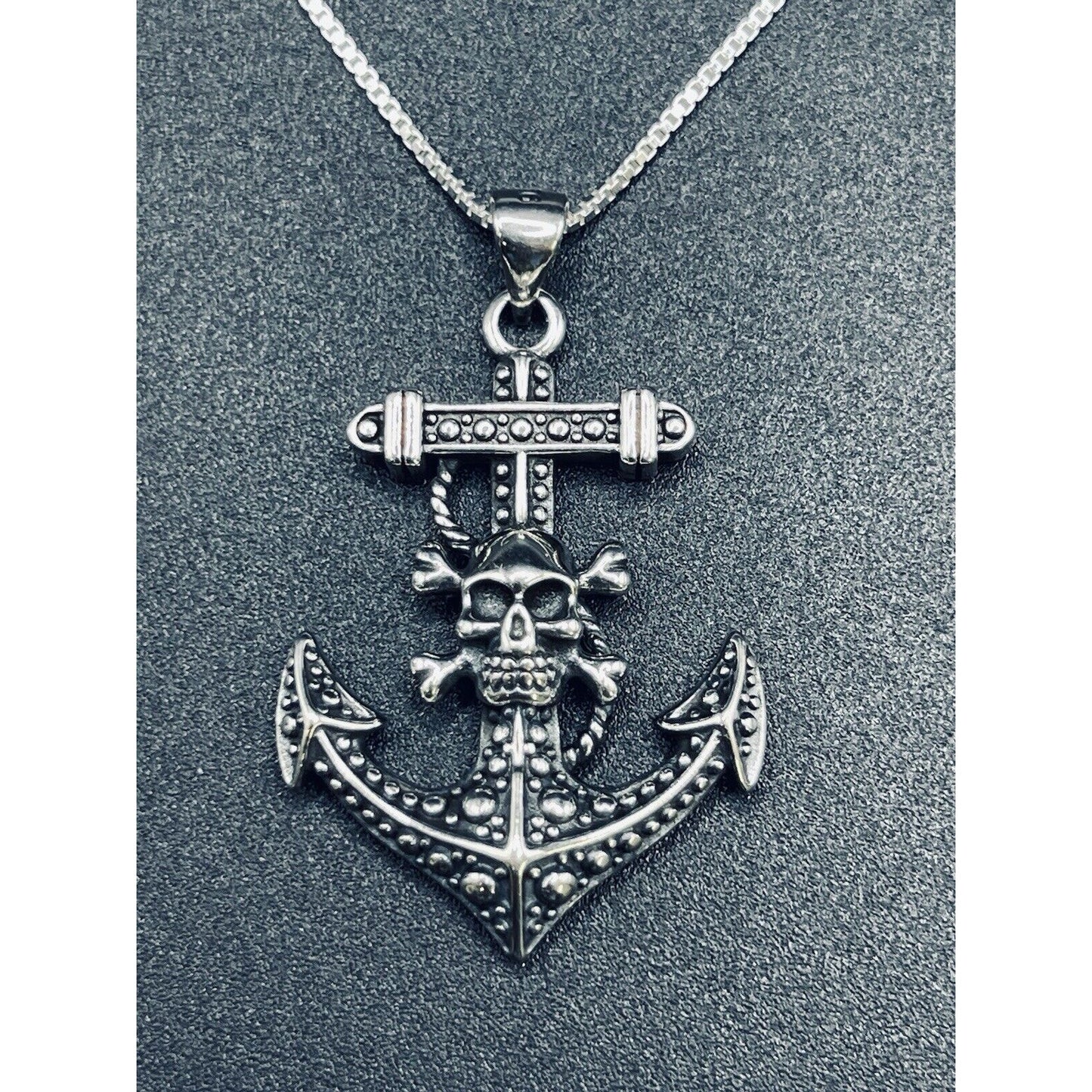 20” New Condition Sterling Silver Skull Anchor Necklace Box 925