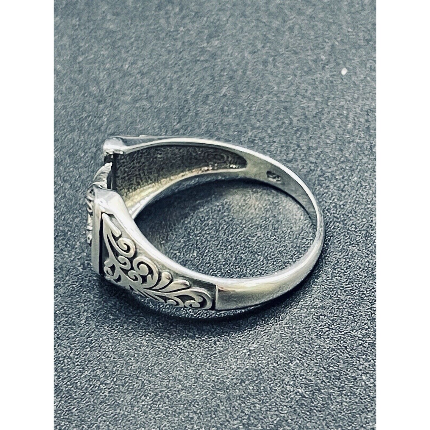 New Condition Sterling Silver Horseshoe Ring Size 9.50