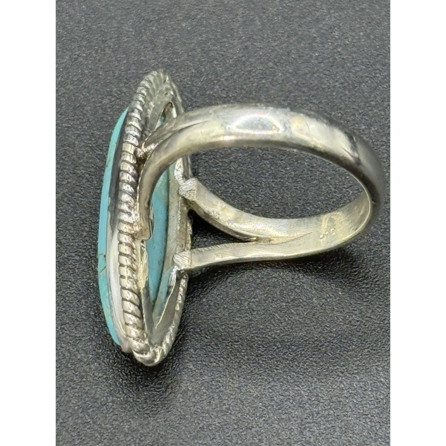 New Condition Sterling Silver Turquoise Oblong Ring Size 7.00