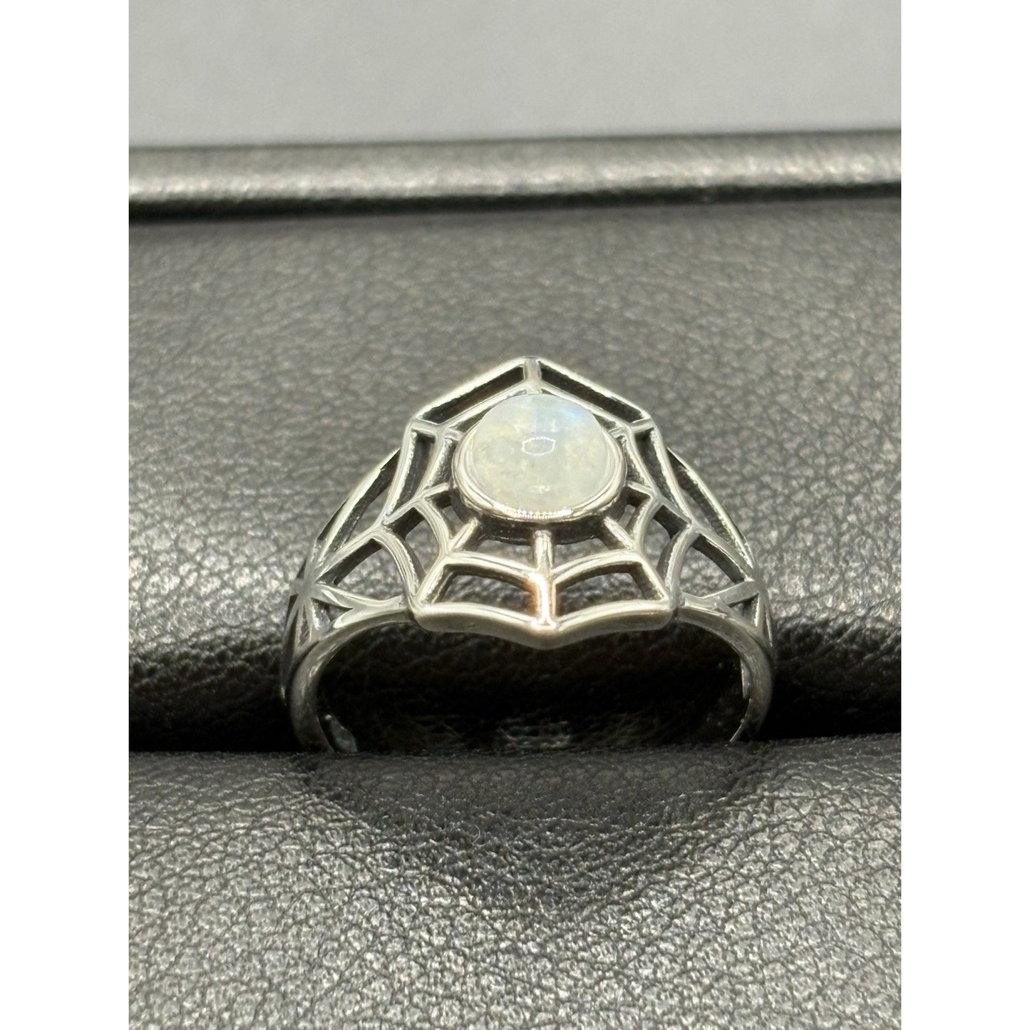 New Condition Sterling Silver Moonstone Spiderweb Ring Size 6