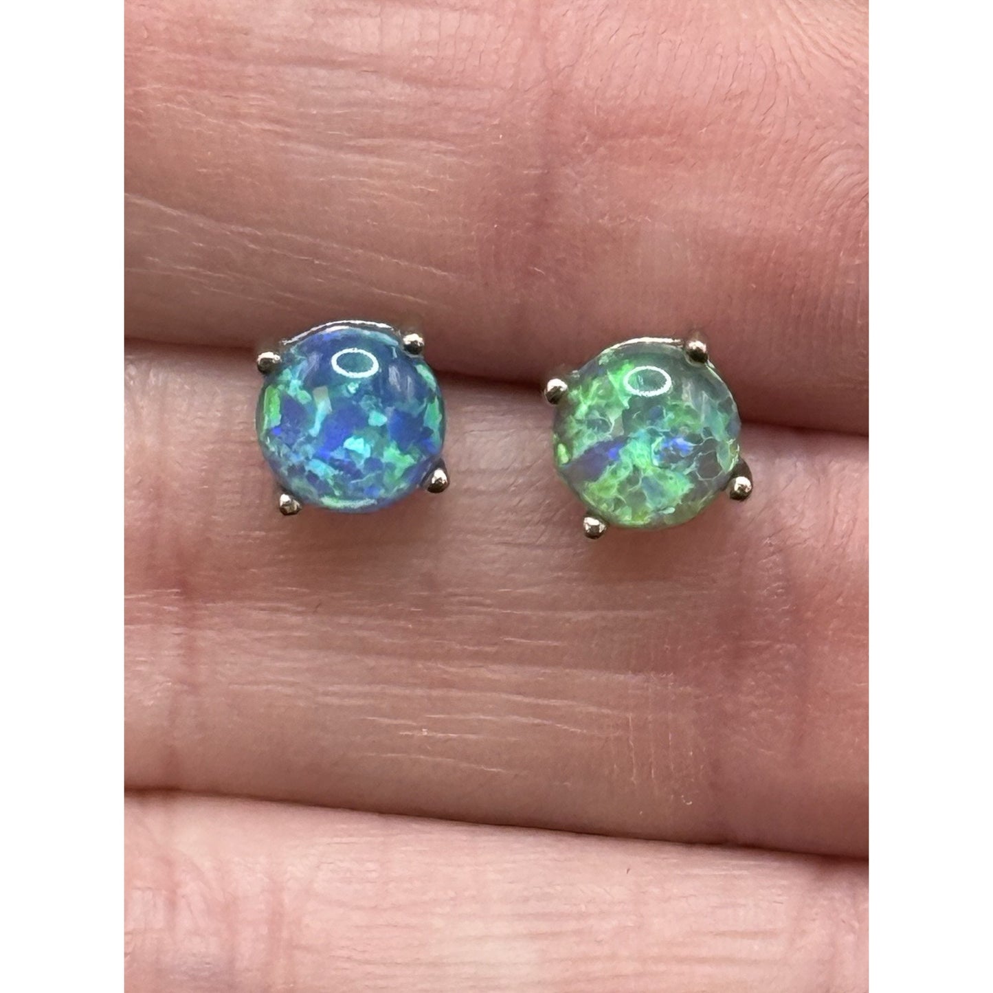 Excellent Used Condition Sterling Silver Lab Opal Studs 925 N17