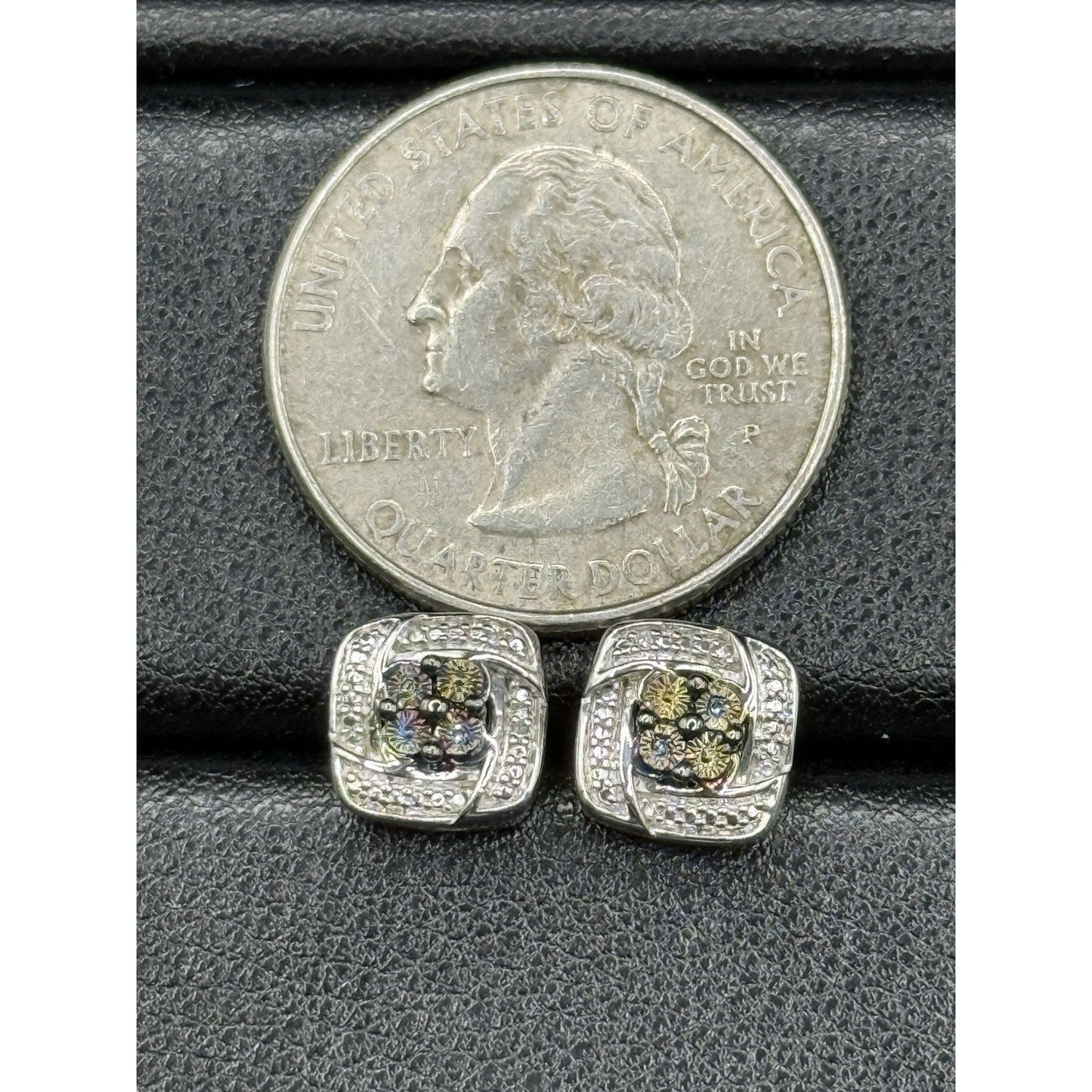 JTV NOS Sterling Silver Illusion Blue Diamond Earrings Two Diamond N20