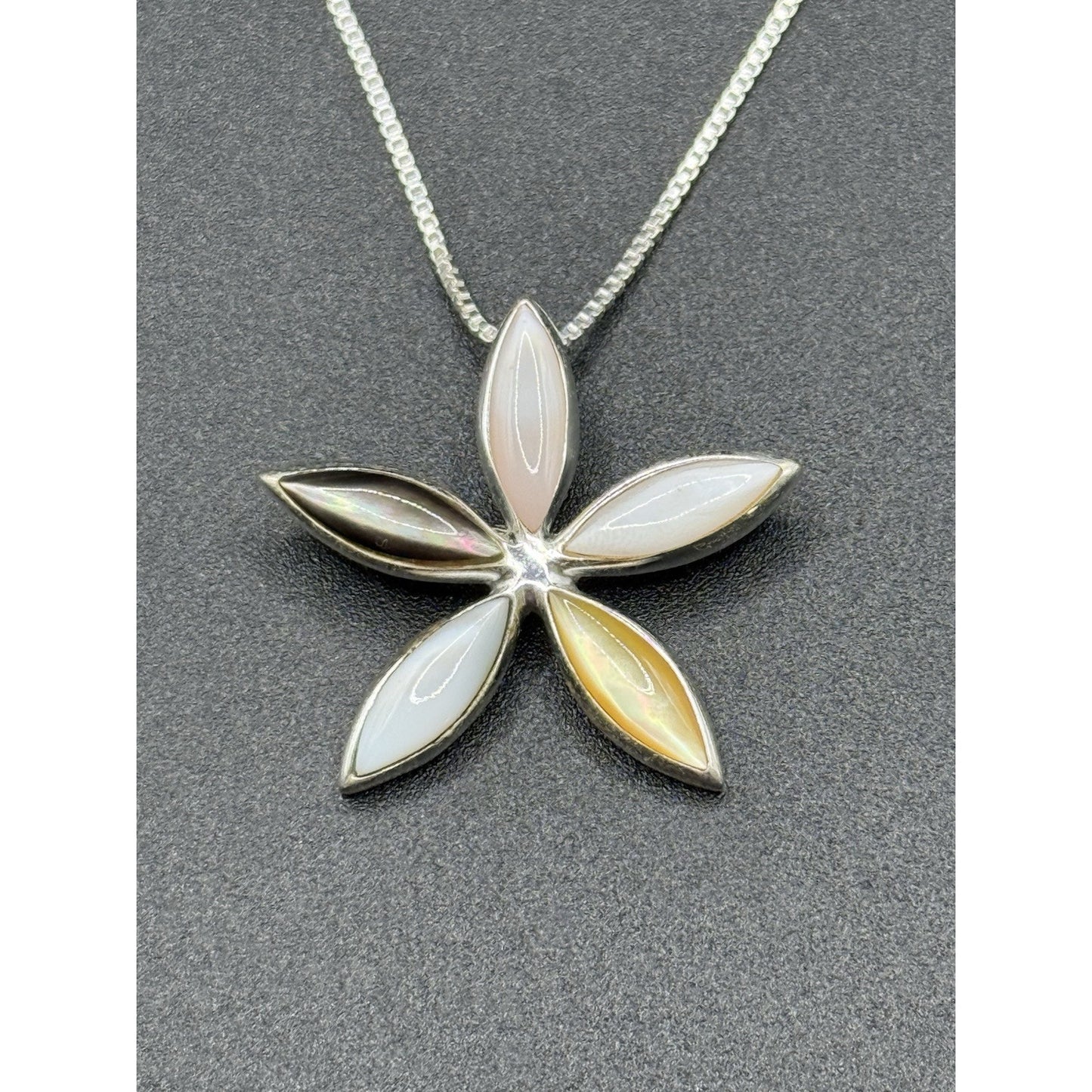 18” Multi Color Mother of Pearl Sterling Silver Pendant Necklace P12