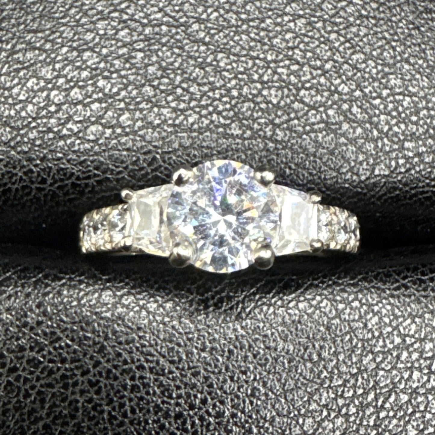 EUC Sterling Silver CZ Trapezoid Ring 925 Size 6.5 P2