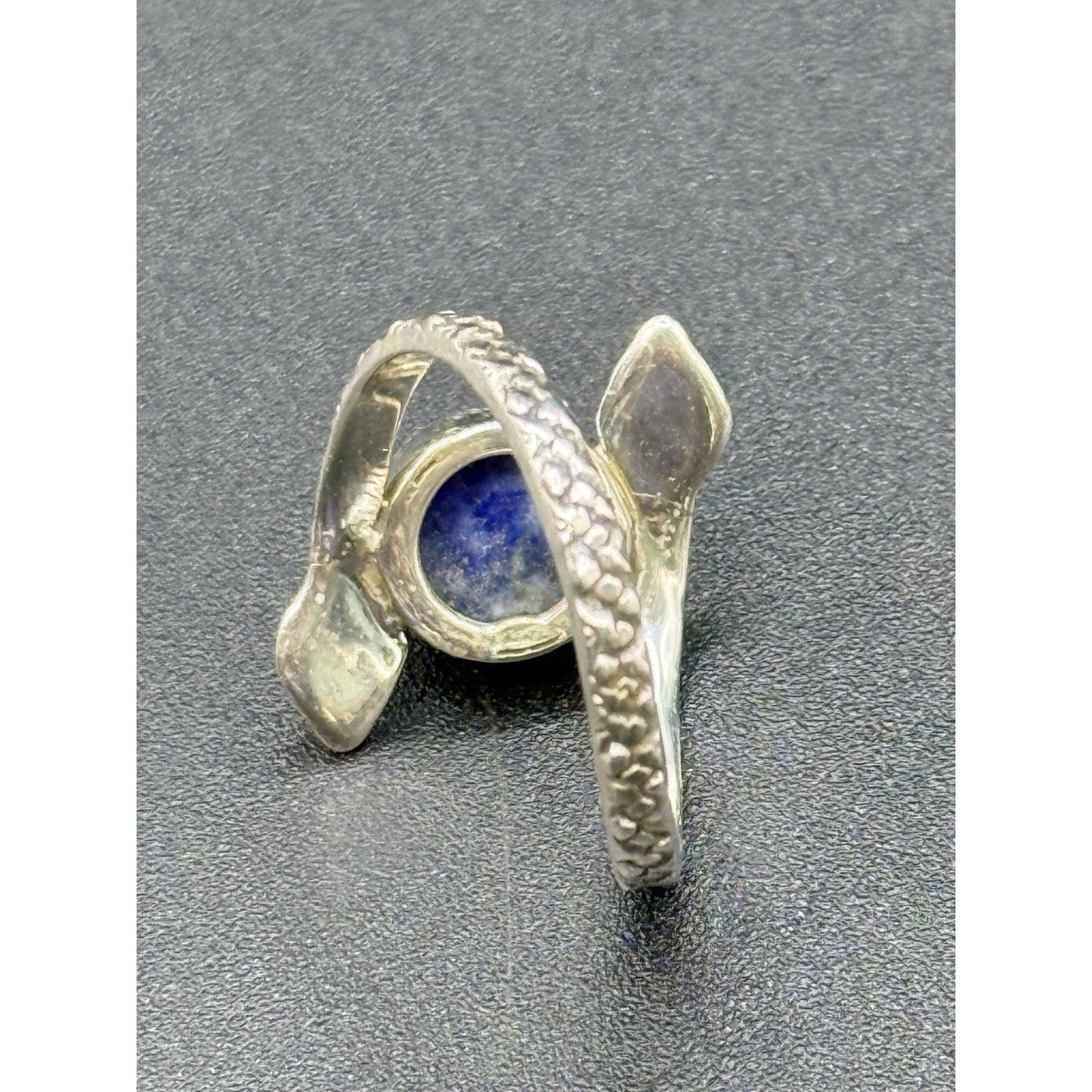EUC Sterling Silver Genuine Lapis Snake Ring Size 7.50 P18