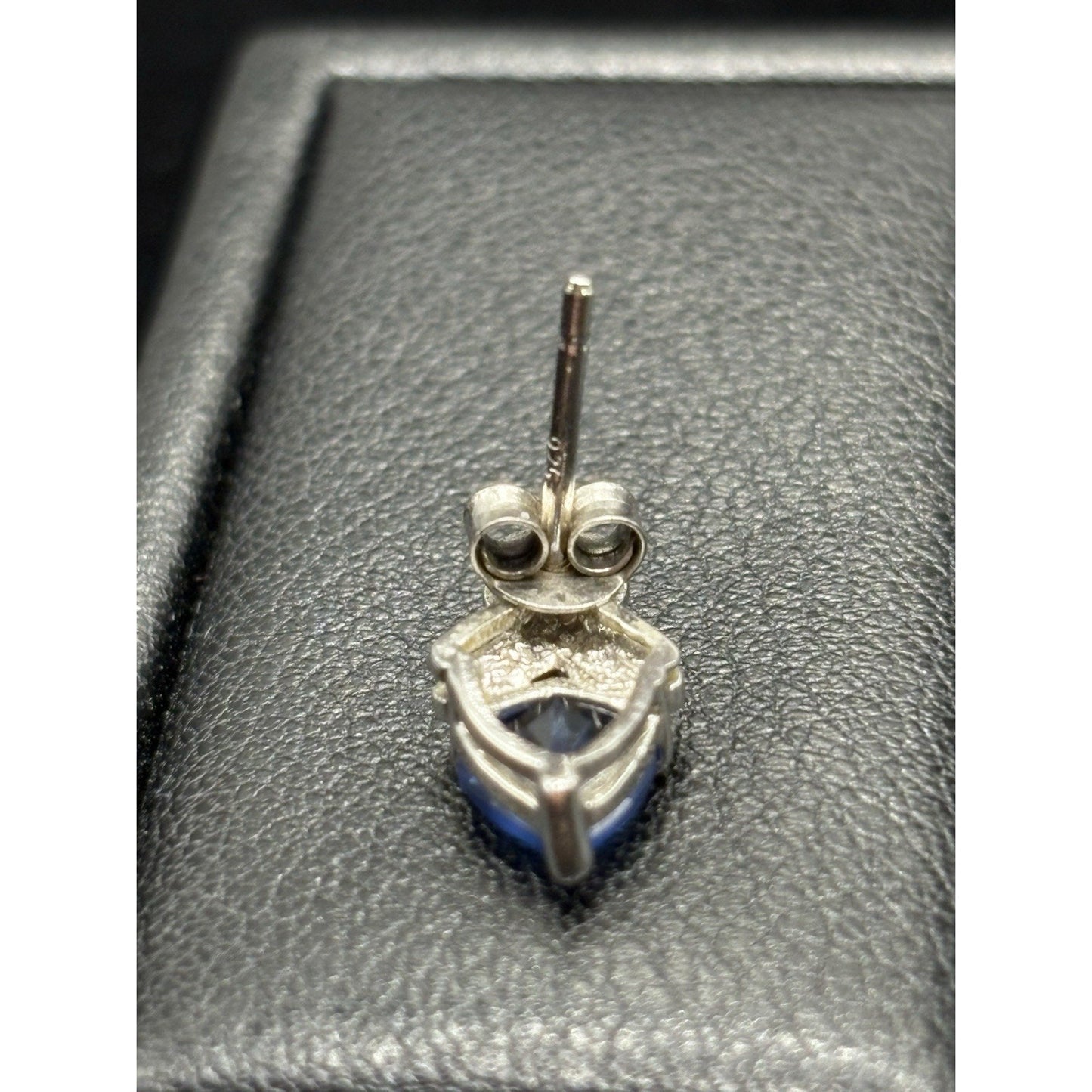 Sterling Silver Blue Cubic Zirconia Stud Earrings 925 W25
