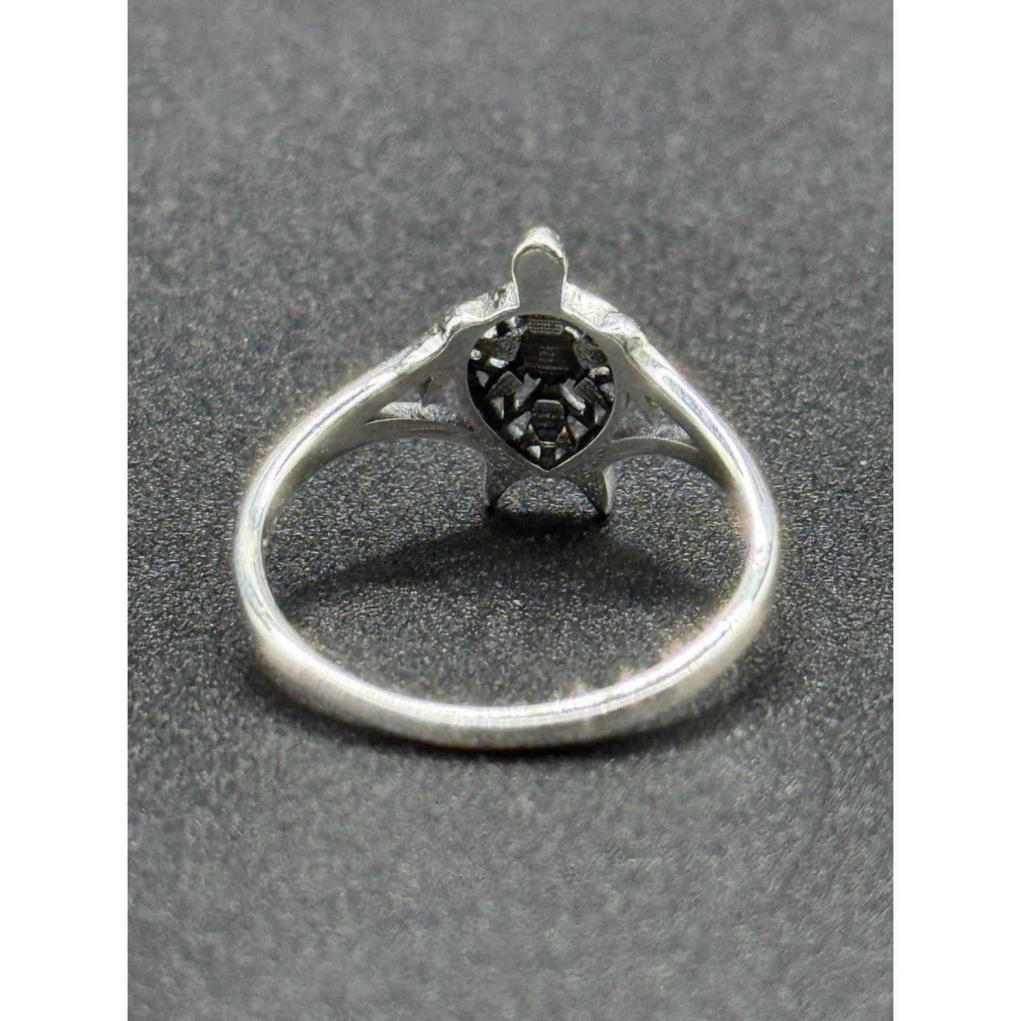 New Condition Sterling Silver Onyx Turtle Ring Size 7.00