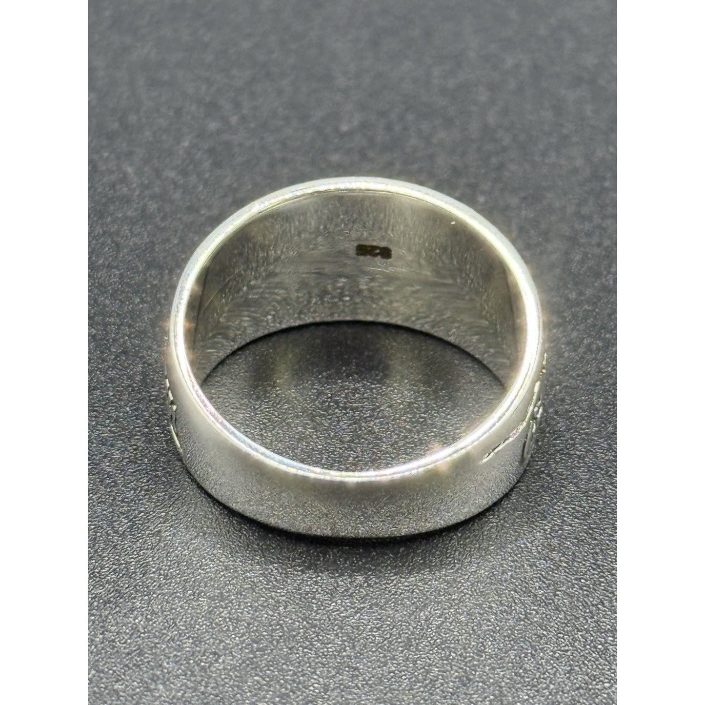 New Condition Sterling Silver Dragon Band Ring Size 10.00