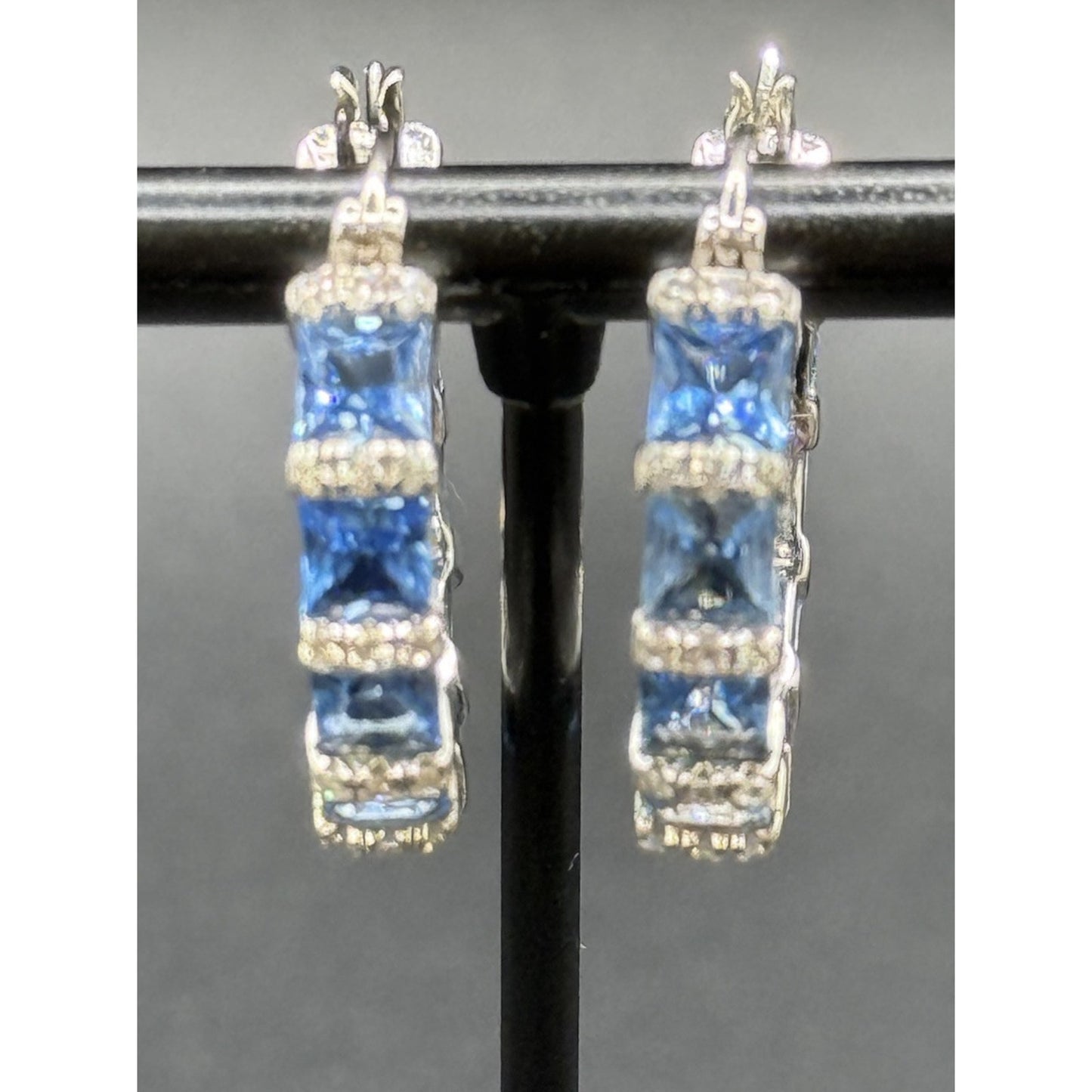New Condition Sterling Silver Blue C.Z. Hoop Earrings 25MM 925 N17