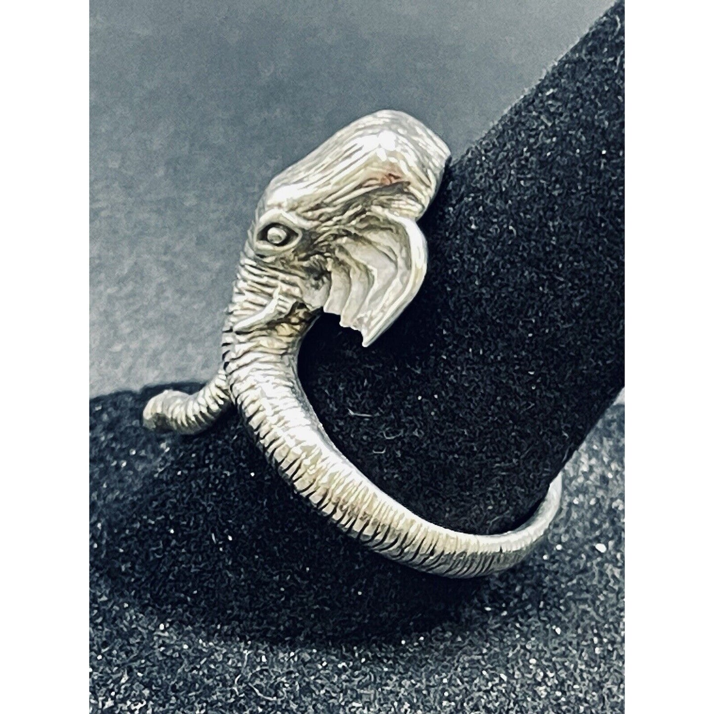 New Condition Sterling Silver Elephant Ring Size 7.00 Slightly Adjustable