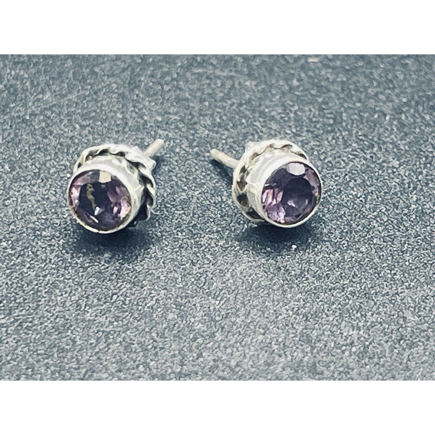 New Condition Sterling Silver 5MM Amethyst Stud Earrings 925