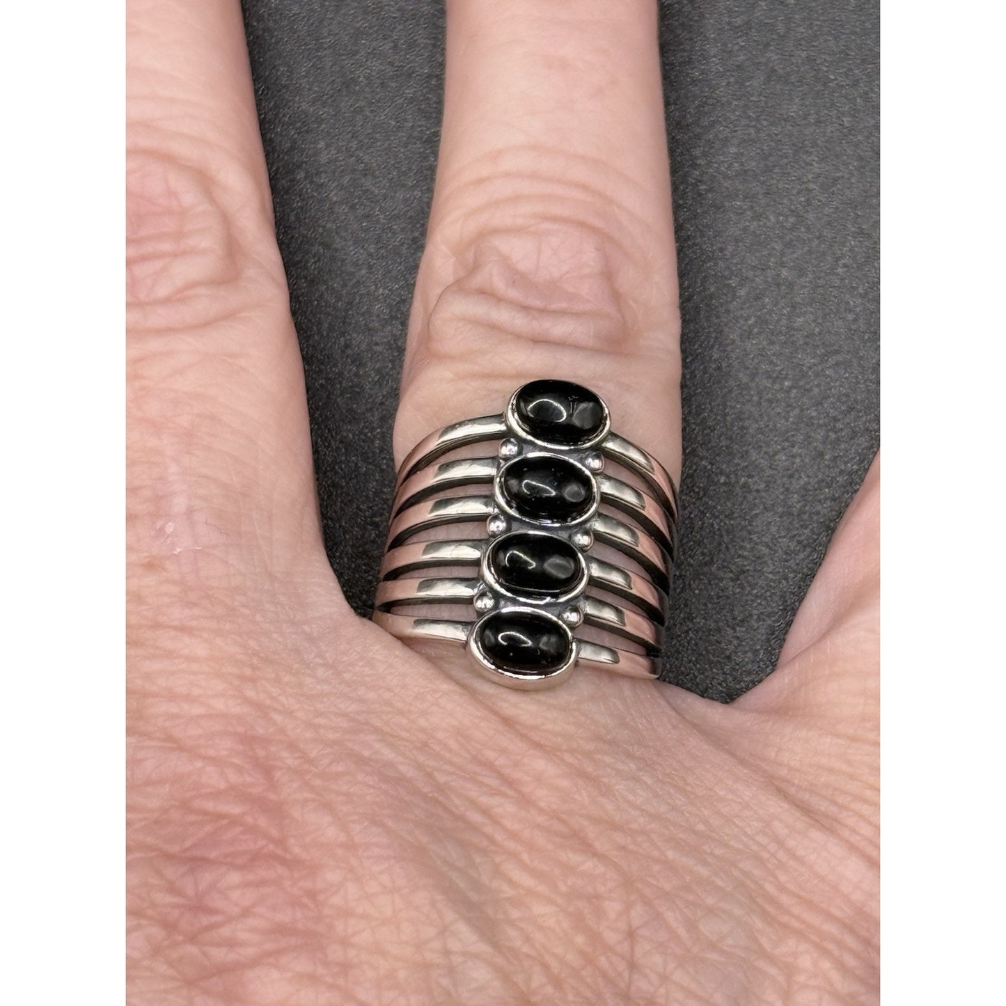 New Condition Sterling Silver 4-Stone Onyx Ring Size 6.75