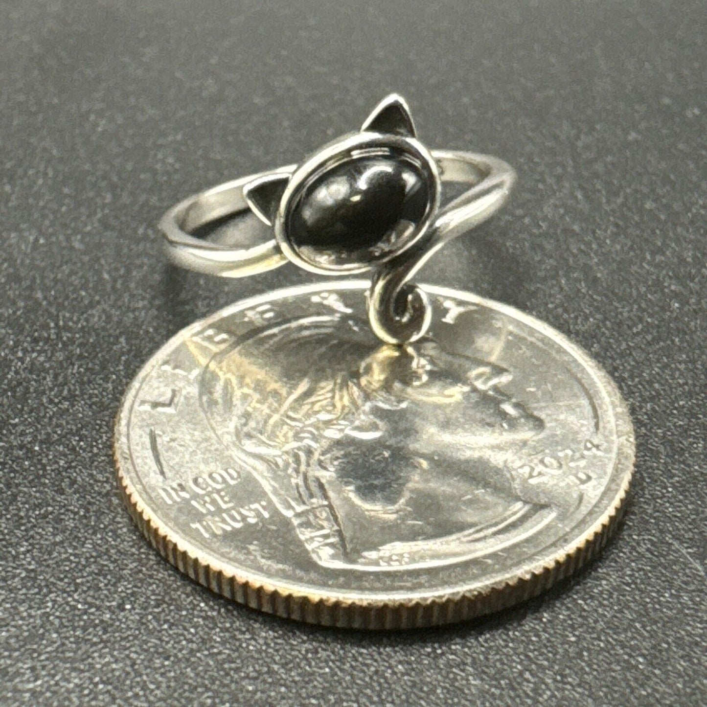 New Condition Sterling Silver Onyx Kitty Cat Ring 925 Size 7