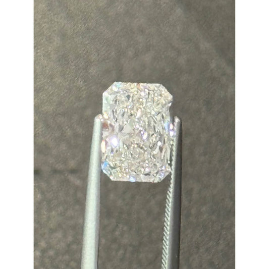 3.01 Carat Loose Radiant Cut Lab Grown Diamond E Color VS1 Clarity IGI