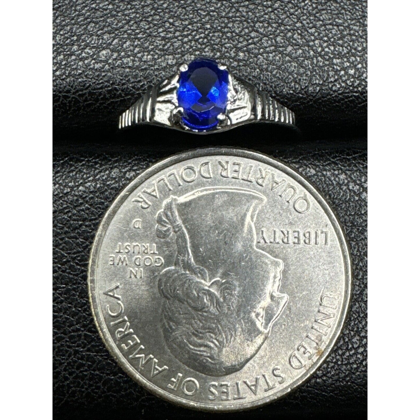 New Condition Sterling Silver Lab Created Sapphire Dainty Ring 925 Size 7