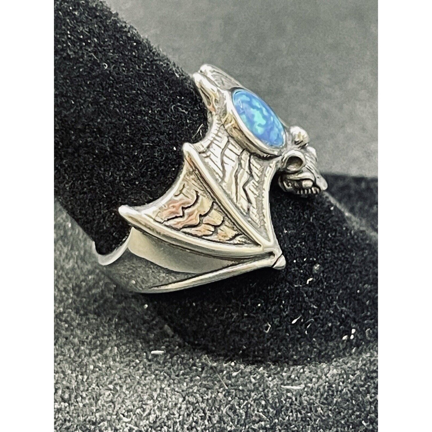 New Condition Sterling Silver Lab Blue Opal Bat Ring Size 7.00