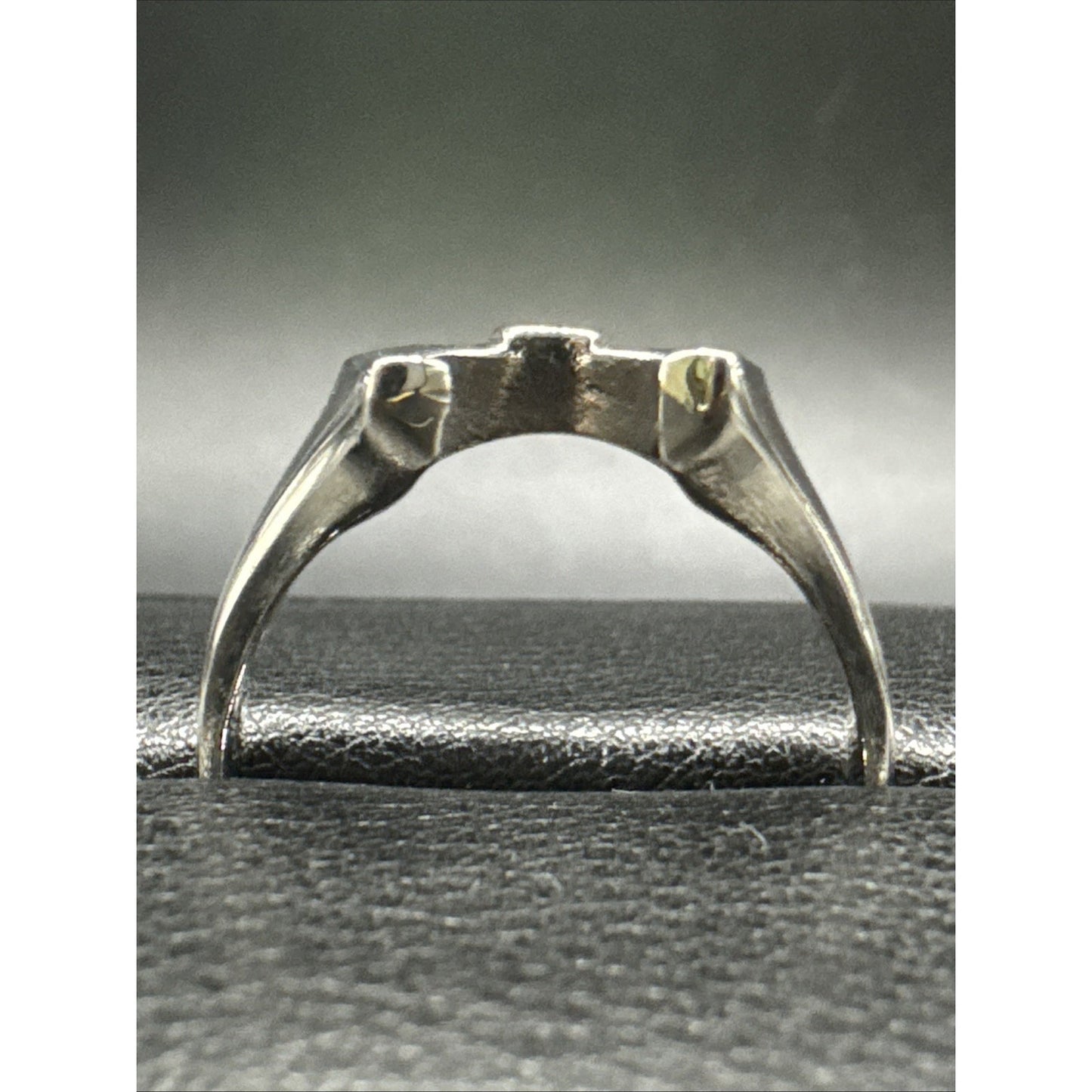 New Condition Sterling Silver Horse Shoe Luck Ring 925 Size 13