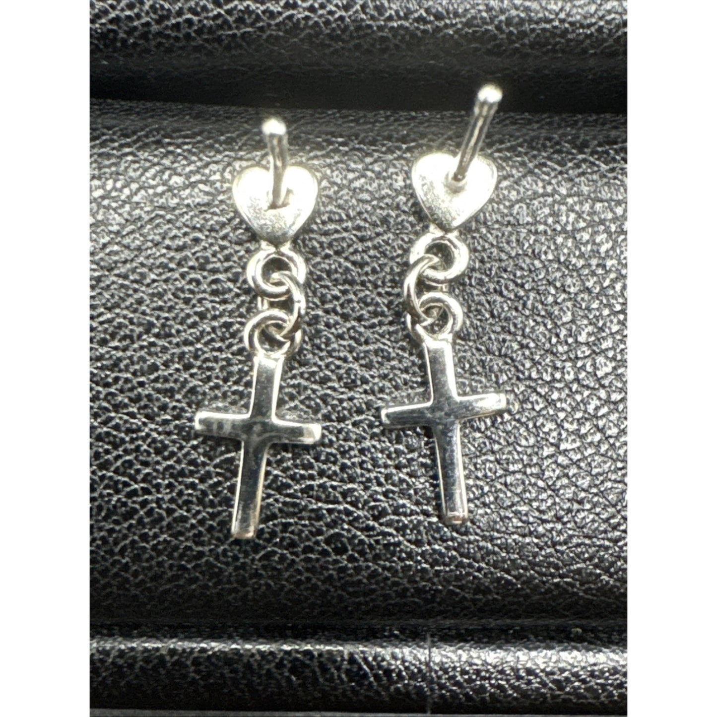New Condition Onyx Heart Cross Dangle Earrings 925