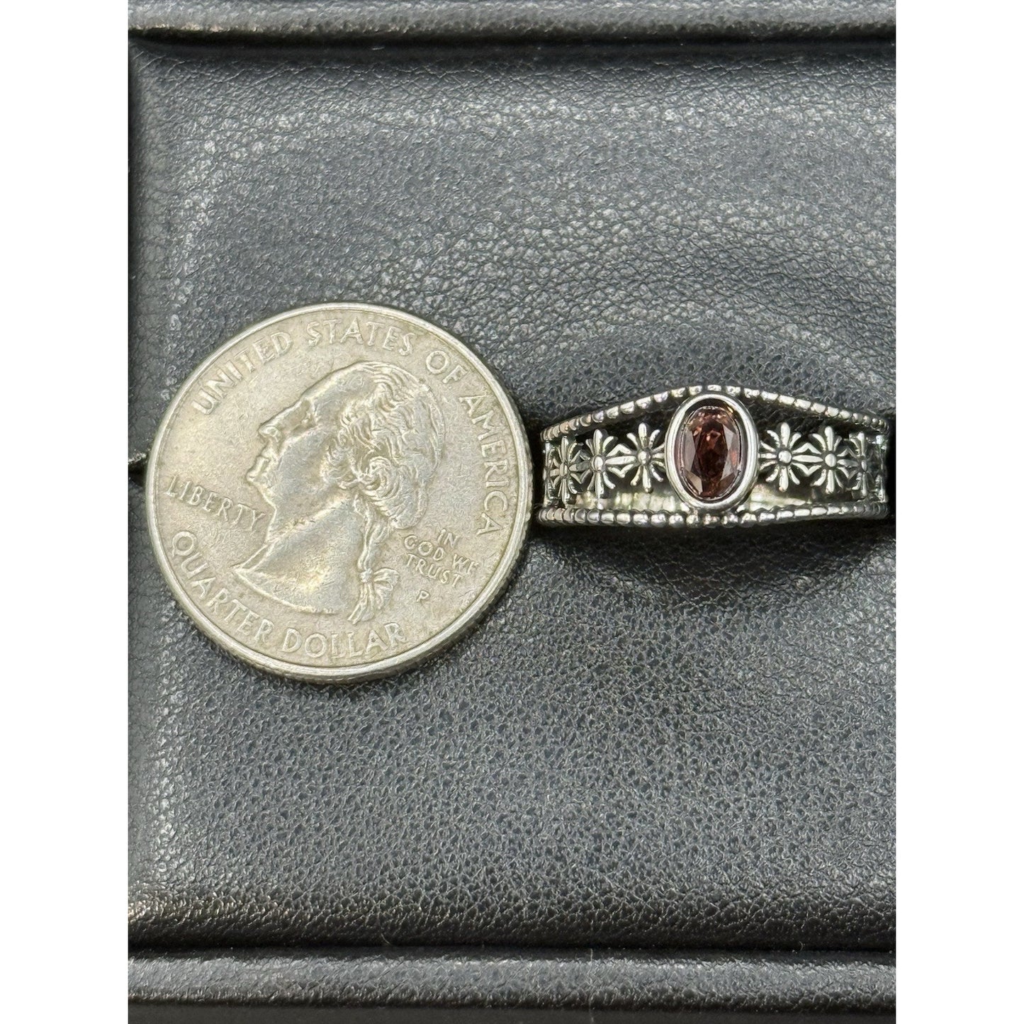 New Condition Sterling Silver Garnet Flowers Ring Size 7.00