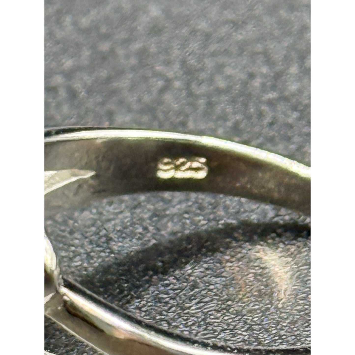 New Condition Sterling Silver Paw Print Ring Size 7.00 Adjustable