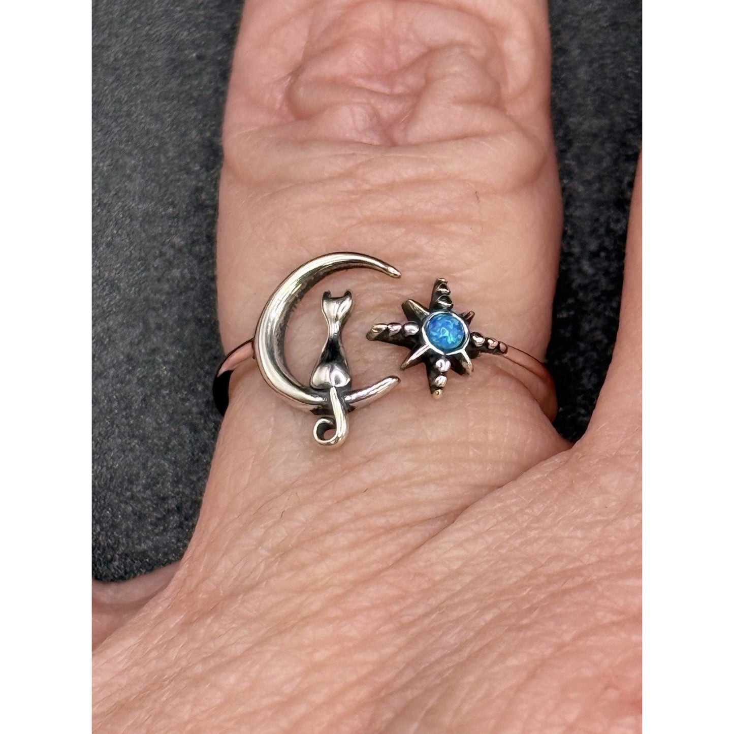 New Condition Sterling Silver Cat On Moon Star Lab Blue Opal Ring Size 7 Adjust
