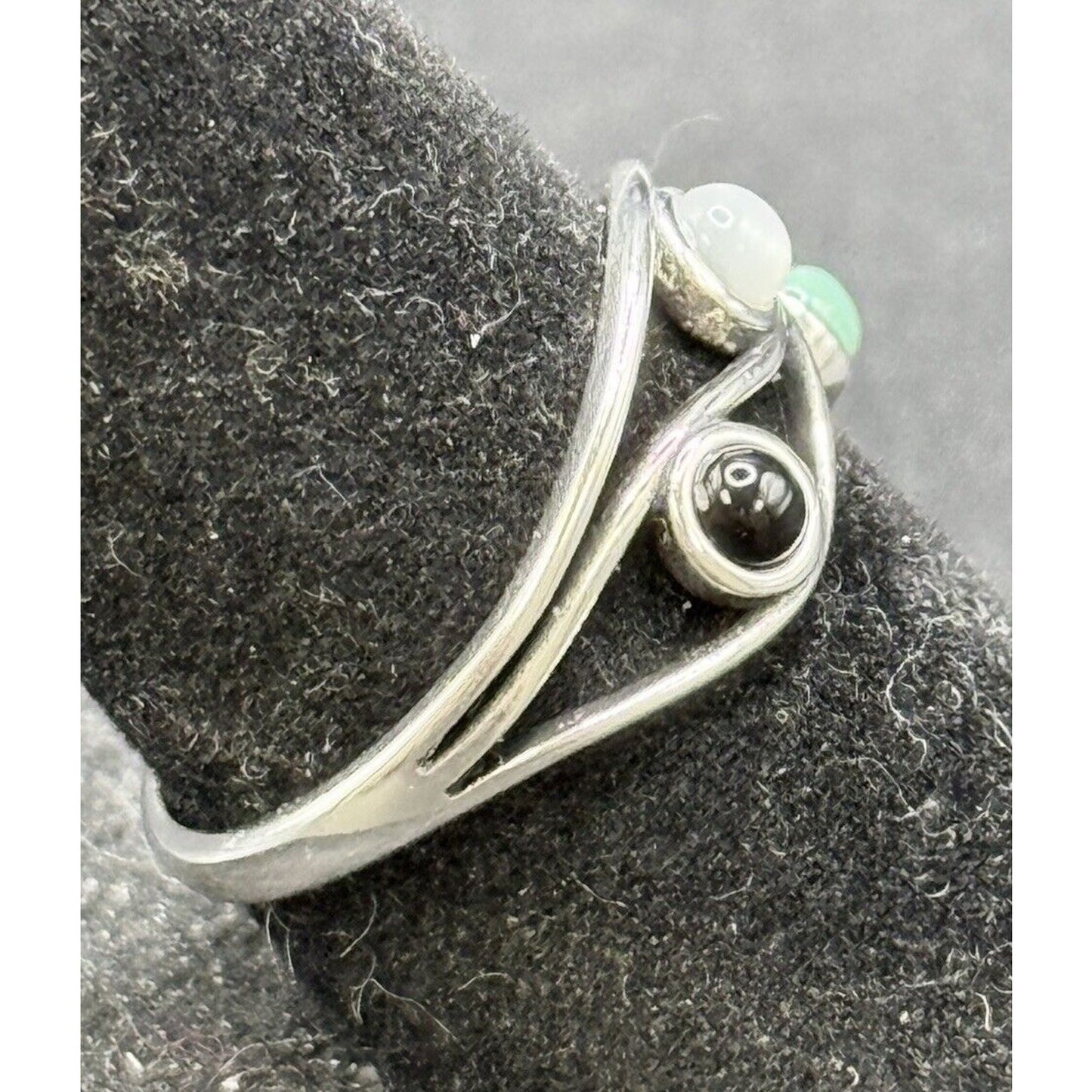 New Condition Sterling Silver Multi Gemstone Ring Size 6.75 Turquoise Onyx