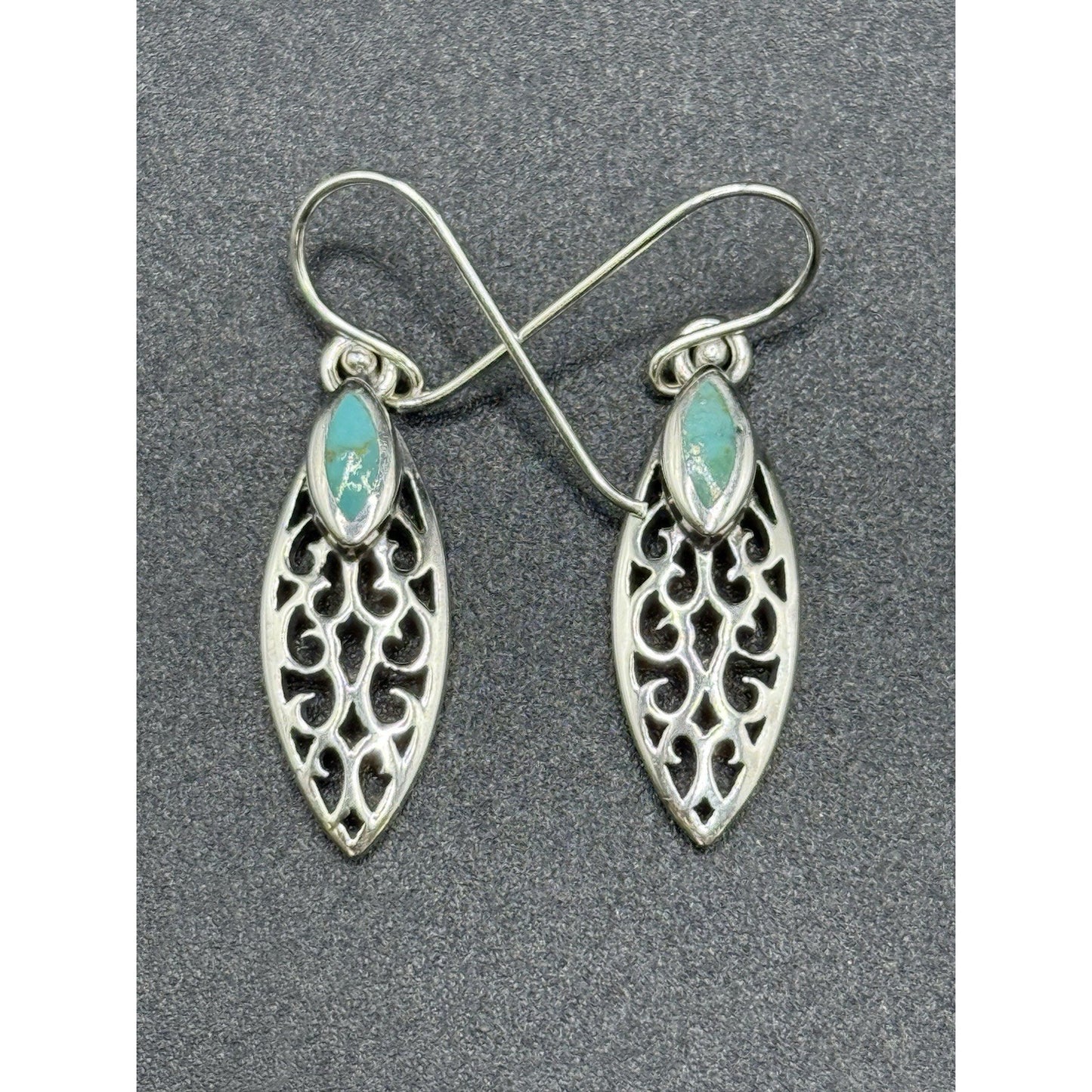 New Condition Sterling Silver Genuine Turquoise Dangle Earrings 925