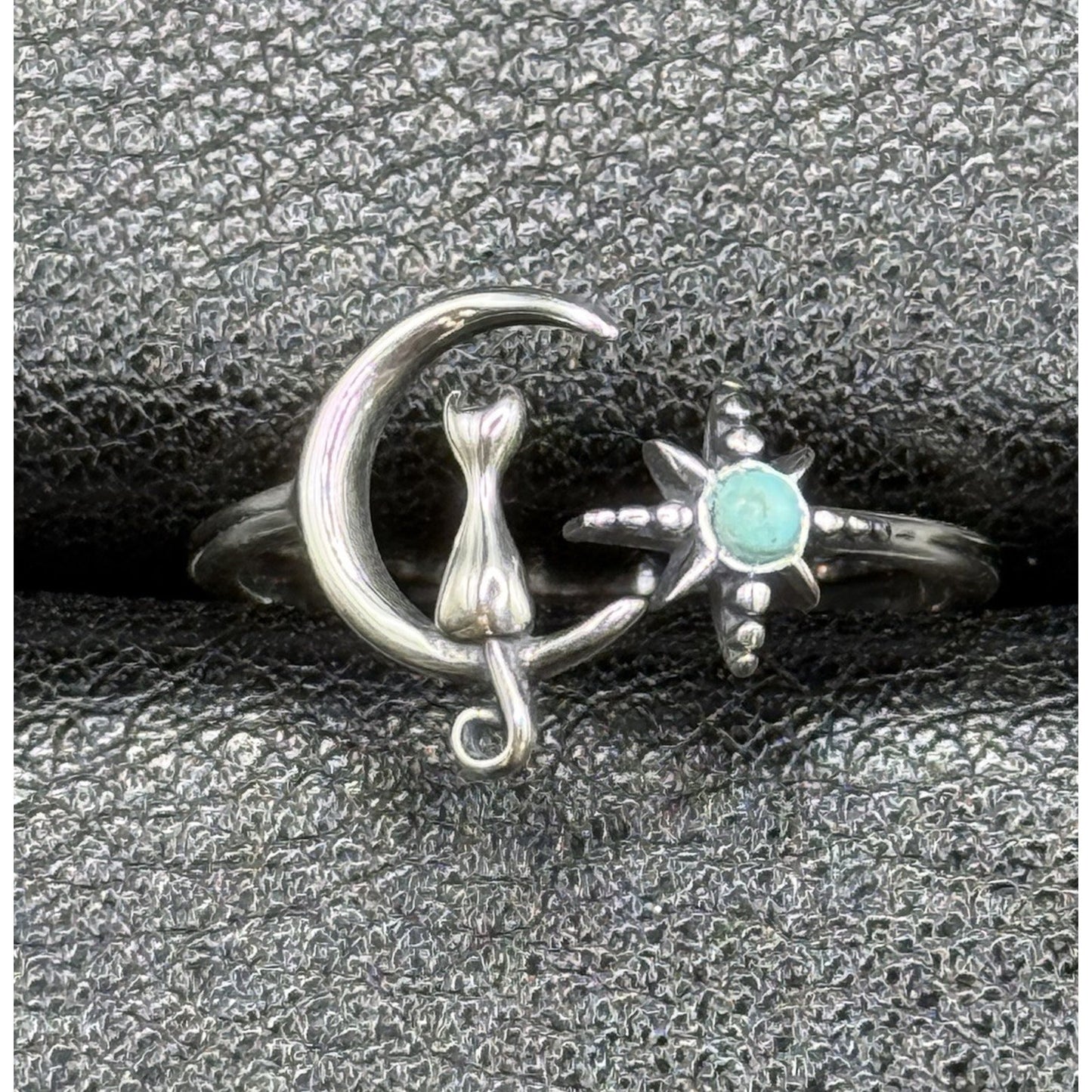 New Condition Sterling Silver Turquoise Moon Cat Star Ring Size 7.00 Adjustable