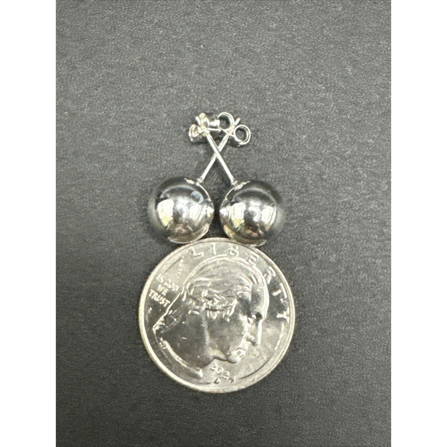 New Condition Sterling Silver 10mm Ball Stud Earrings 925