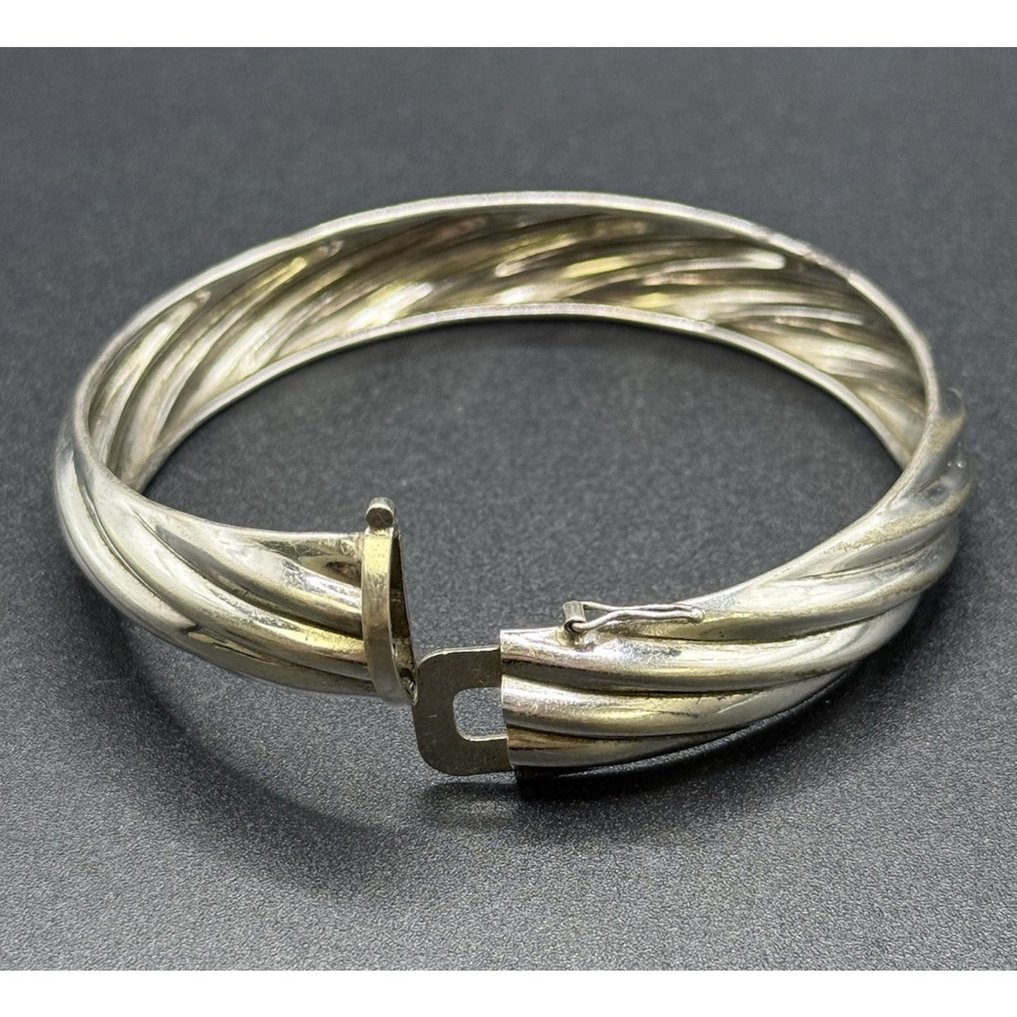 Vintage Sterling Silver Italy Grooved Bangle Bracelet 14 Grams P10