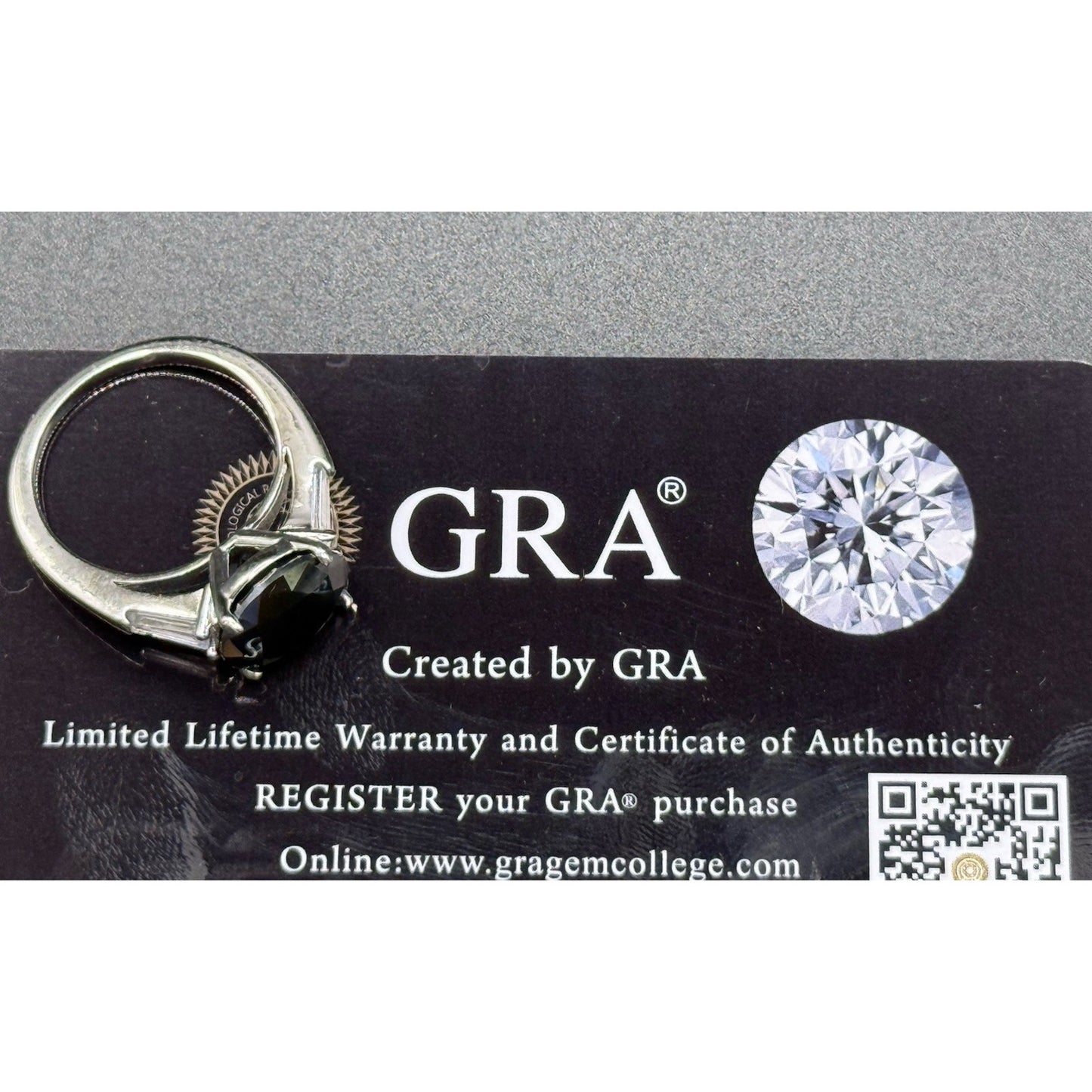 New Condition Sterling Silver Black 5 carat Moissanite Ring Size 7.00 GRA P18