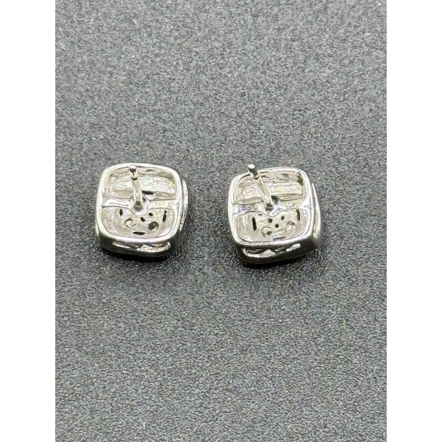 JTV NOS Sterling Silver Illusion Blue Diamond Earrings Two Diamond N20