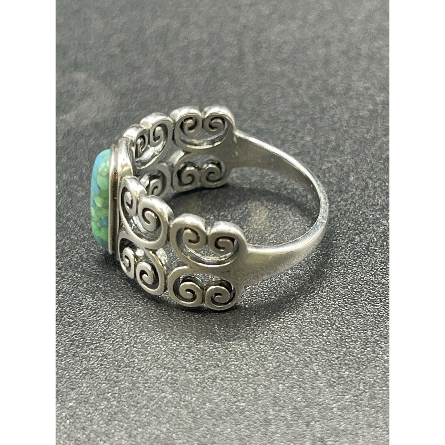 New Condition Sterling Silver Turquoise Ring Size 7.00 Scrolls