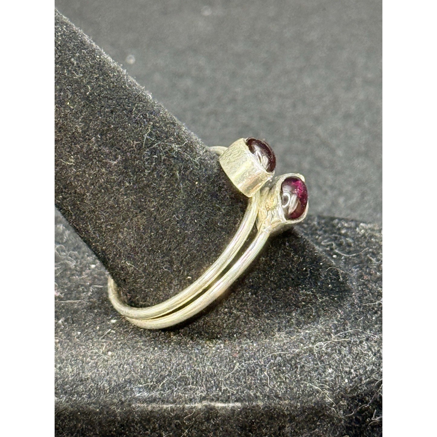 EUC Sterling Silver Double Rhodolite Garnet Ring Size 9.00 Q24