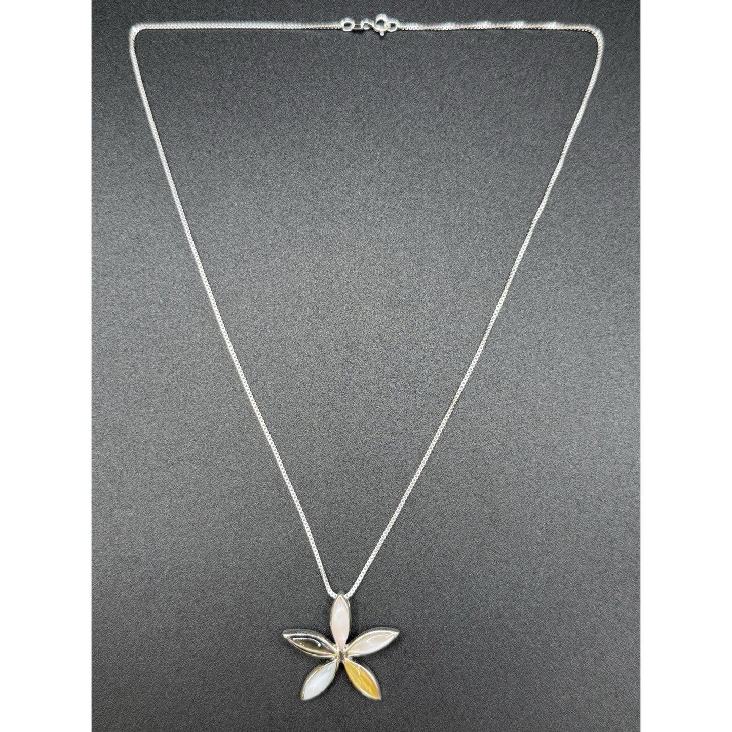 18” Multi Color Mother of Pearl Sterling Silver Pendant Necklace P12