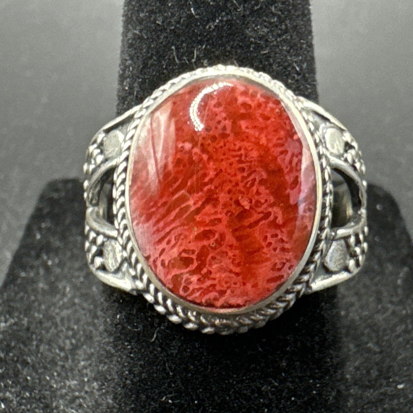 New Condition Sterling Silver Coral Bali Style Ring 925 Size 7
