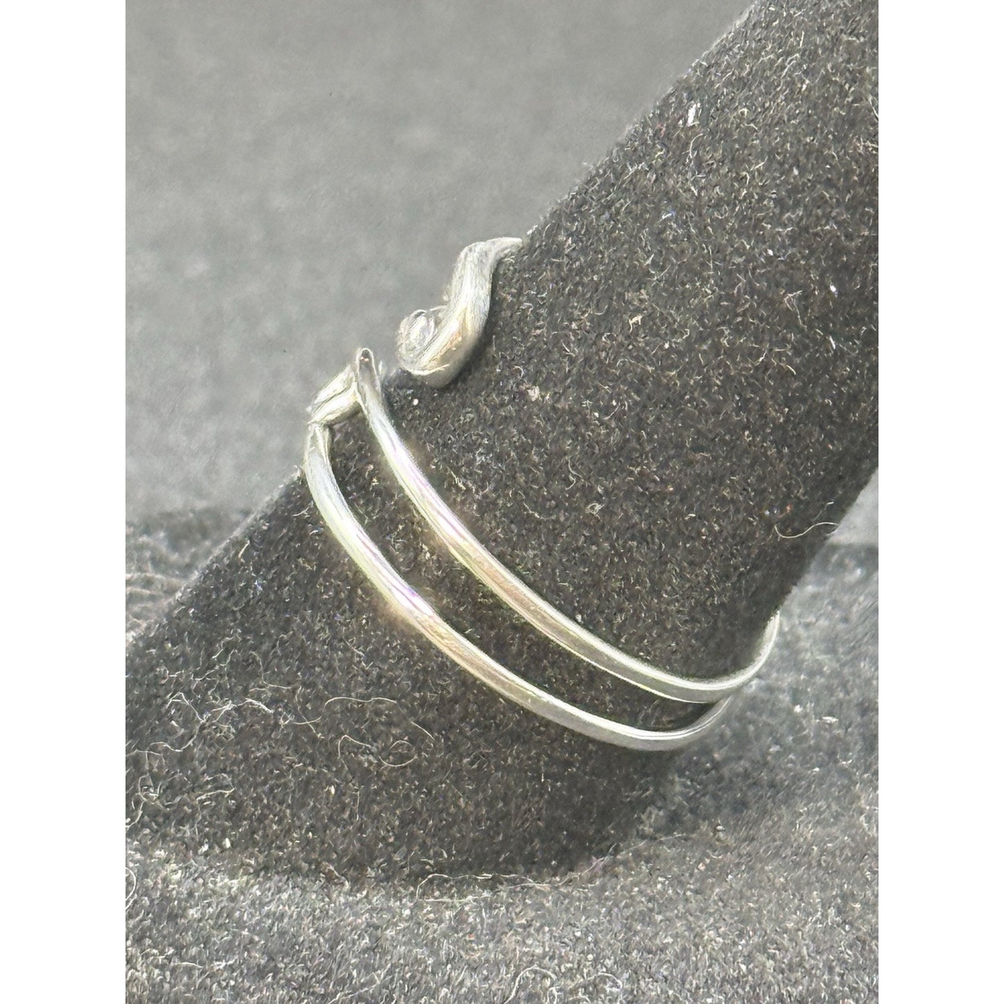 New Condition Sterling Silver Safety Pin Adjustable Ring Size 7.00