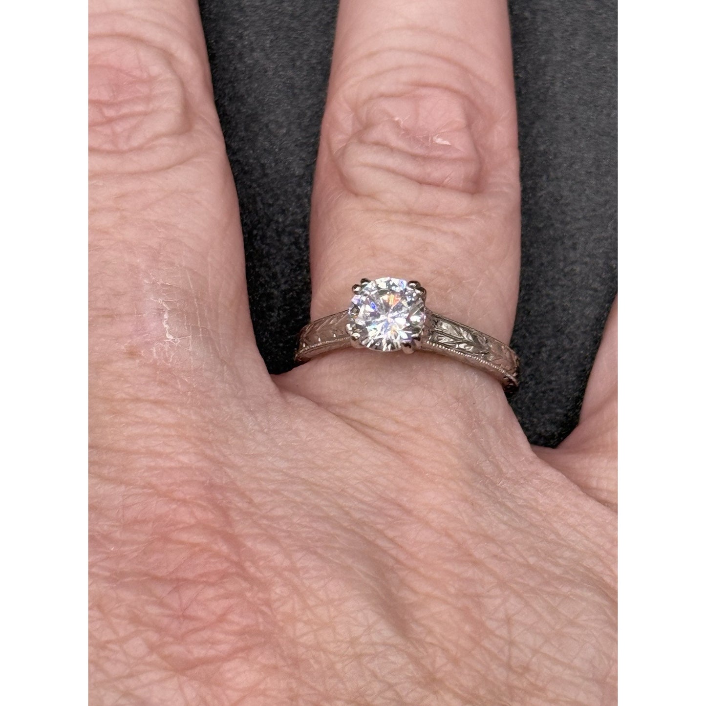 EUC Sterling Silver Vintage Design Cubic Zirconia Ring Size 6.50 P5