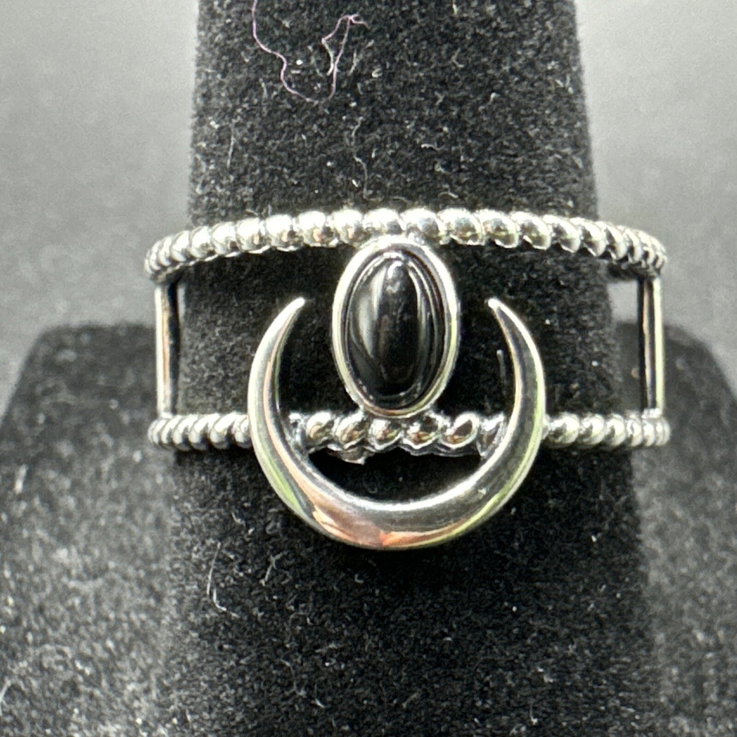 New Condition Onyx Sterling Silver Crescent Moon Ring 925 Size 7
