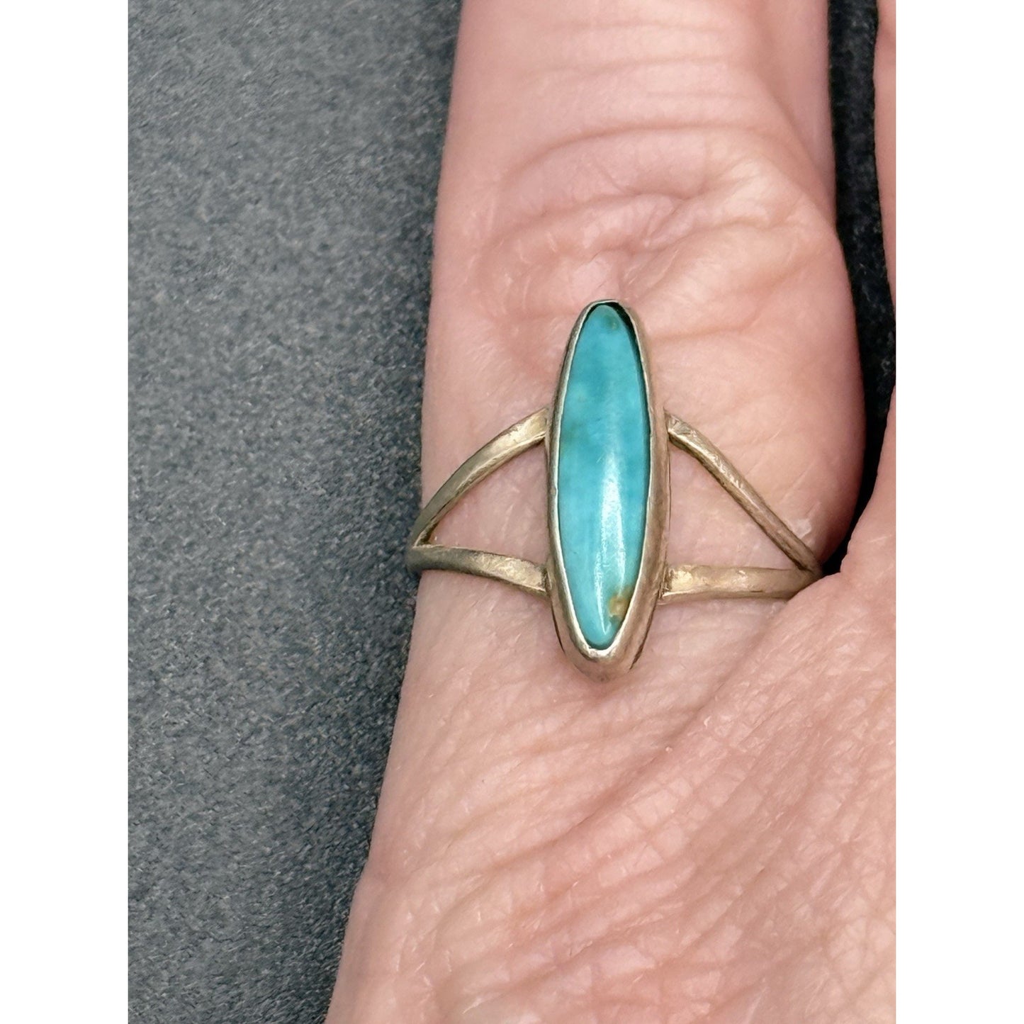 Vintage Sterling Silver Turquoise Dainty Ring Size 5.00 Tested Q16