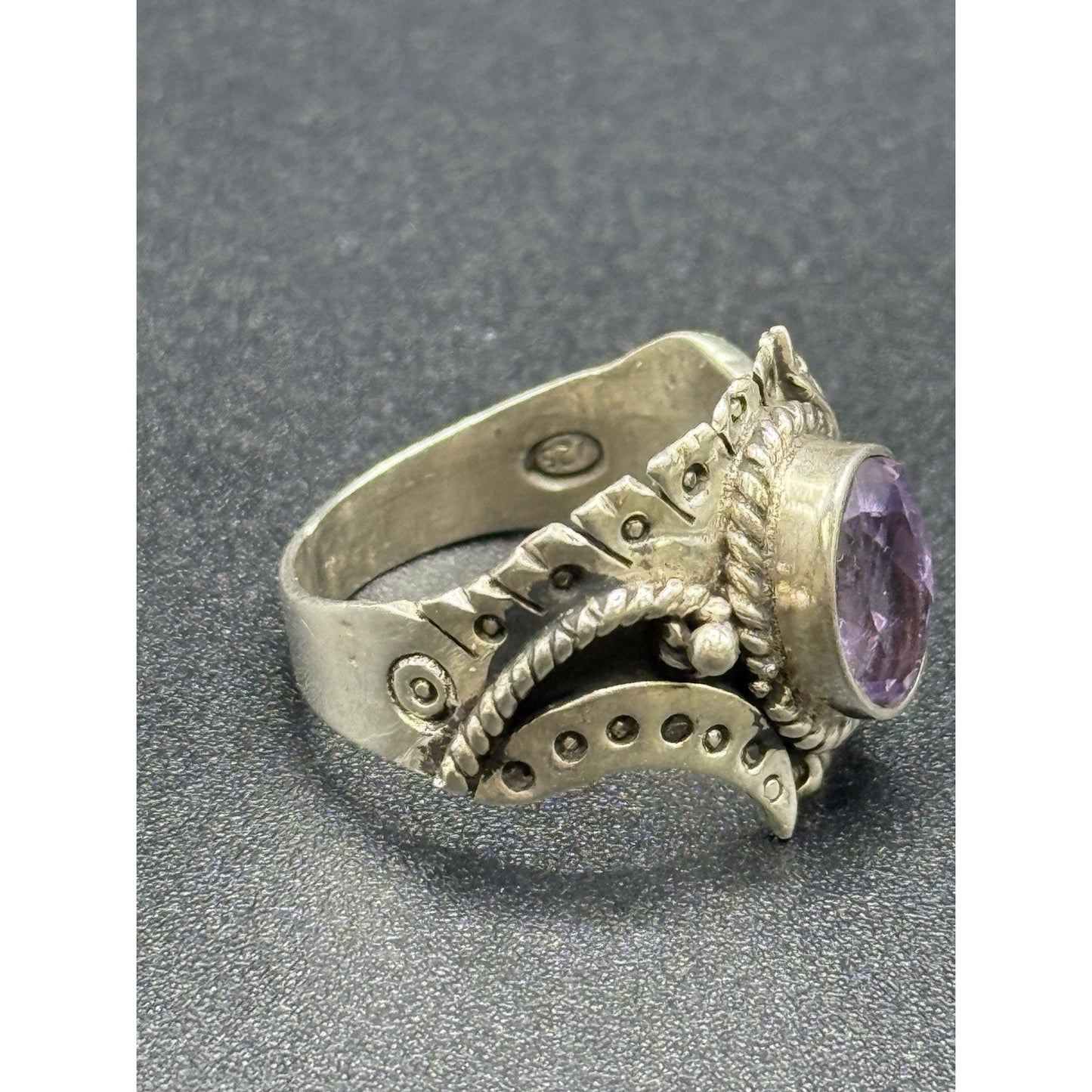 Vintage Sterling Silver Genuine Amethyst Ring Size 7.50 925 Q3