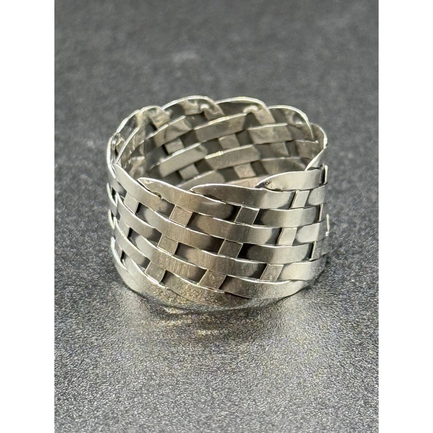 New Condition Sterling Silver 14MM Basket Weave Band Size 13