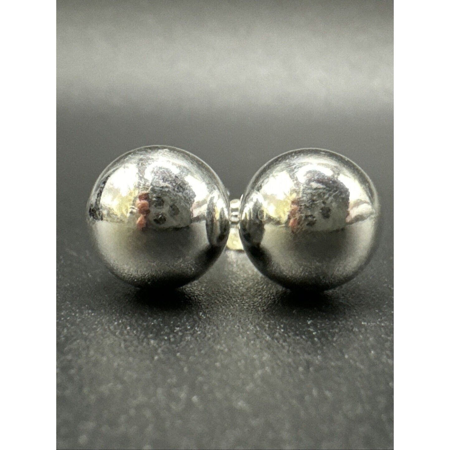 New Condition Sterling Silver 10mm Ball Stud Earrings 925