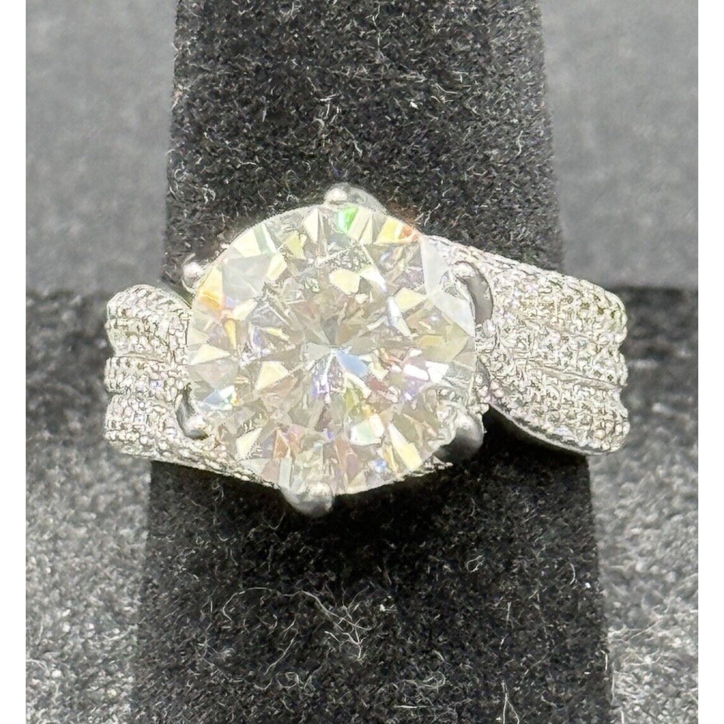 New Condition Sterling Silver 5 carat Moissanite Ring Size 6.75 GRA