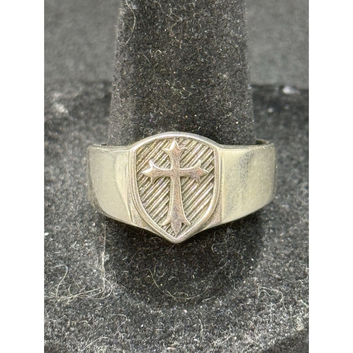 Excellent Used Condition Sterling Silver Medieval Ring Size 9.50 925 N26