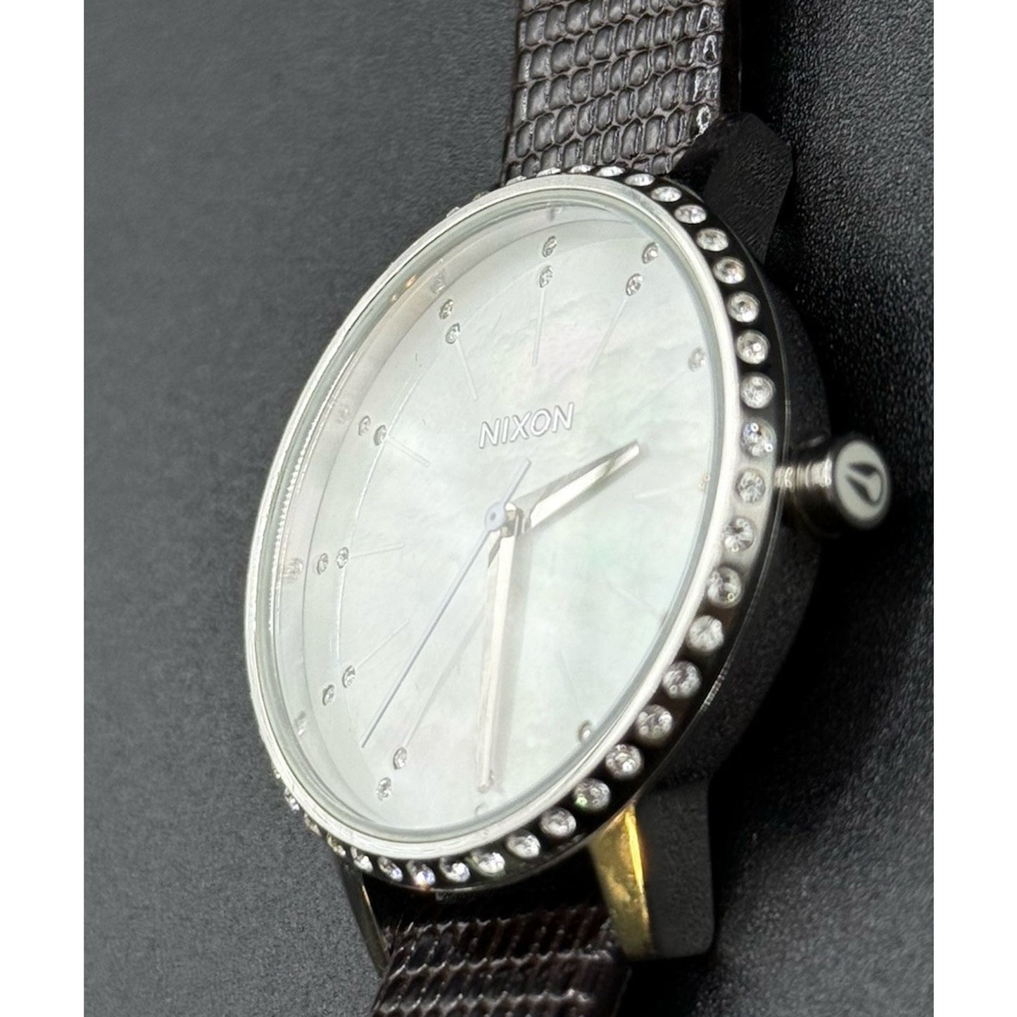 Nixon Kensington Pearl Cubic Zirconia 38MM Watch New Battery N13