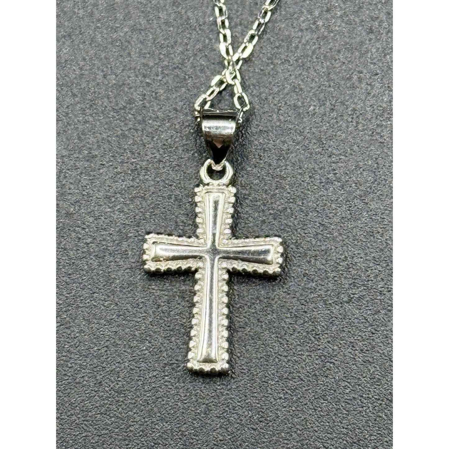 18” New Condition Sterling Silver Cross Bead Pendant Necklace 925